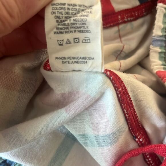 Finding Foxtail Plaid/Floral/Fairy Print Pajama Set, size M - Picture 14 of 14